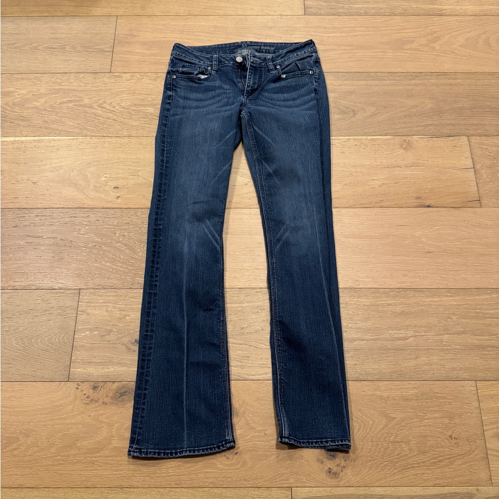 New York & Company Distressed Curvy Bootcut Jeans Size 2